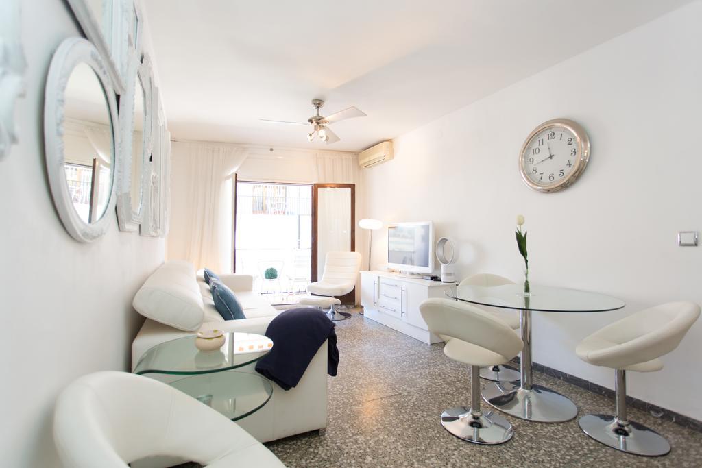 Du Soleil Apart Sitges Extérieur photo