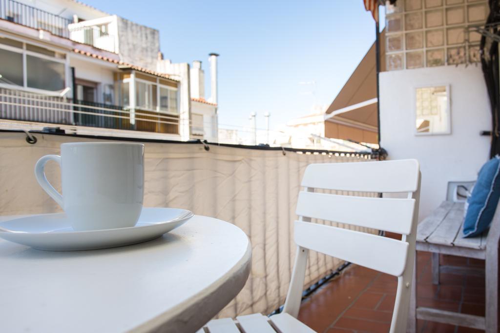 Du Soleil Apart Sitges Extérieur photo